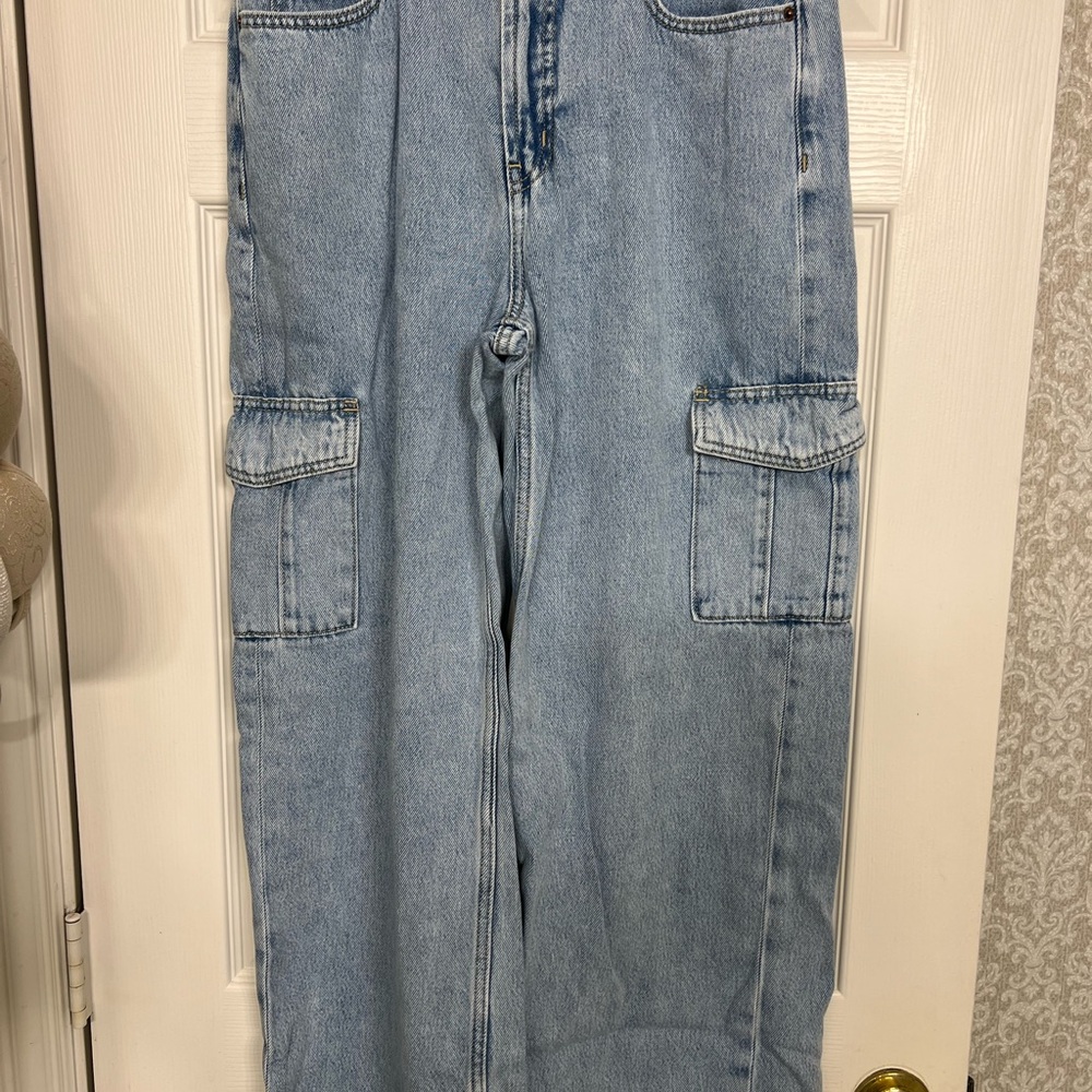 Old Navy Light Blue Wide-Leg Jeans